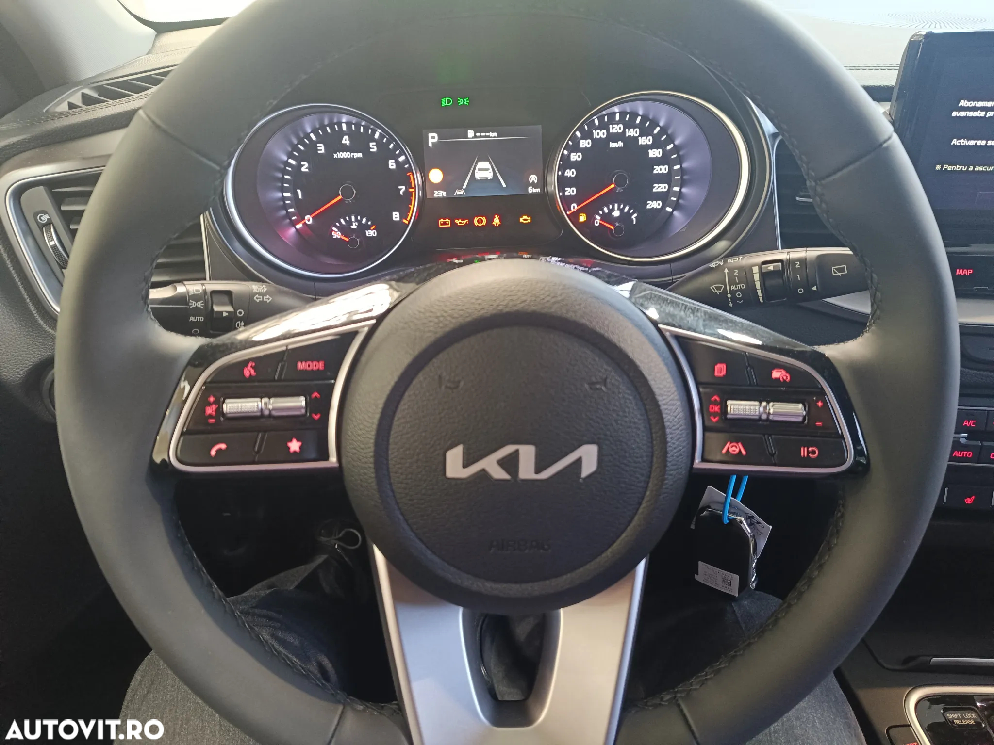 Kia XCeed 1.5 T-GDI 7DCT City - 14