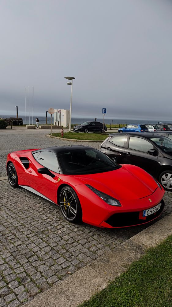 Ferrari 488