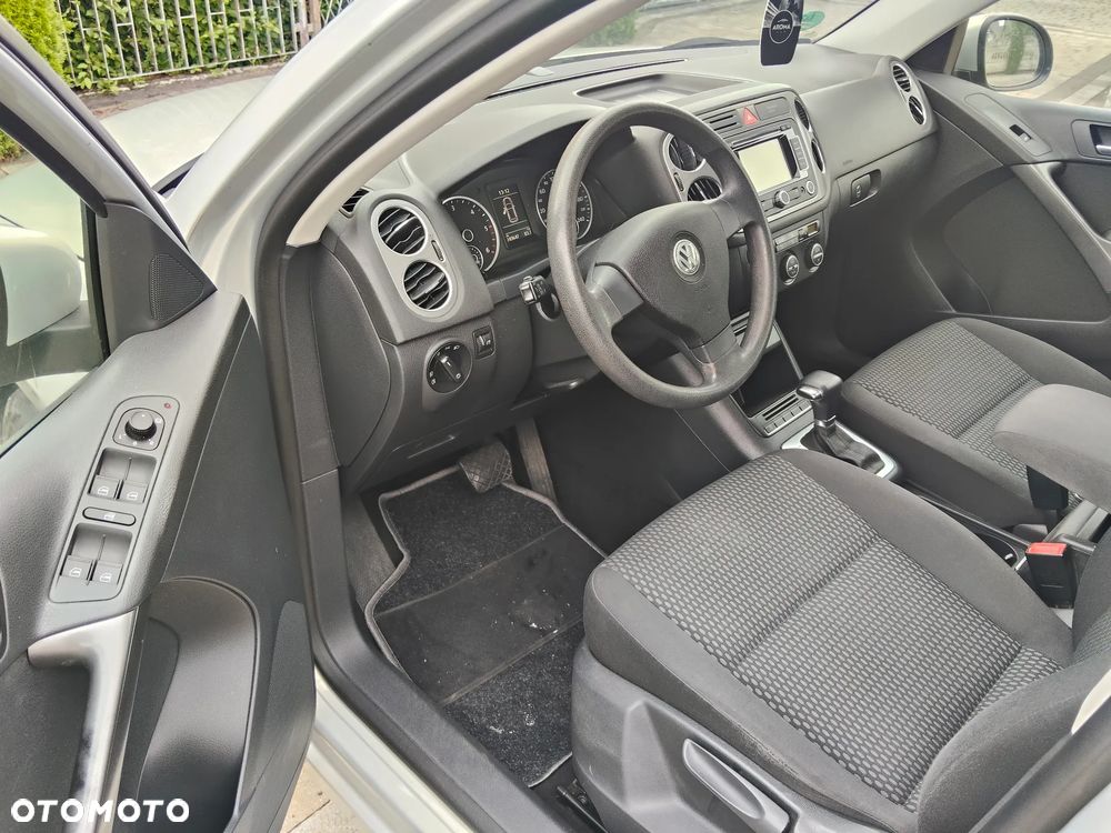 Volkswagen Tiguan - 18