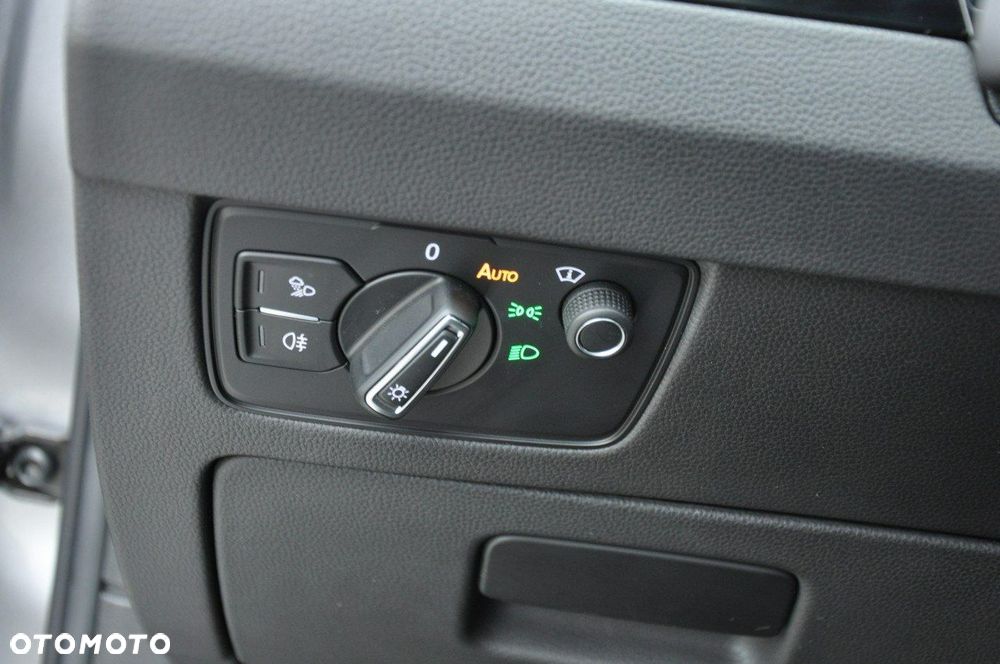 Volkswagen Arteon 2.0 TDI 4Motion R-Line DSG - 16