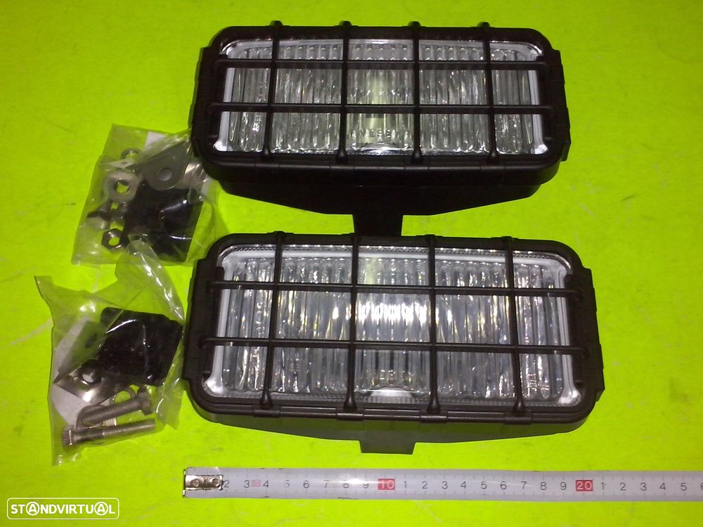 Par Faróis nevoeiro Mercedes T1 e T2 207D 307D 308D NOVOS - 1
