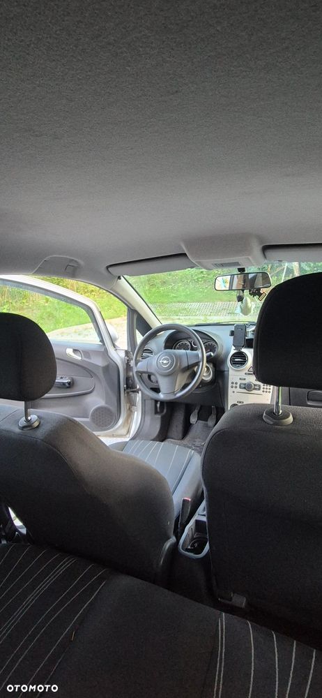 Opel Corsa 1.2 16V Cosmo - 9