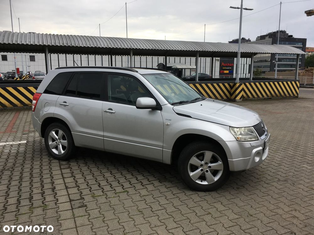 Suzuki Grand Vitara 1.9 DDiS De Luxe - 2