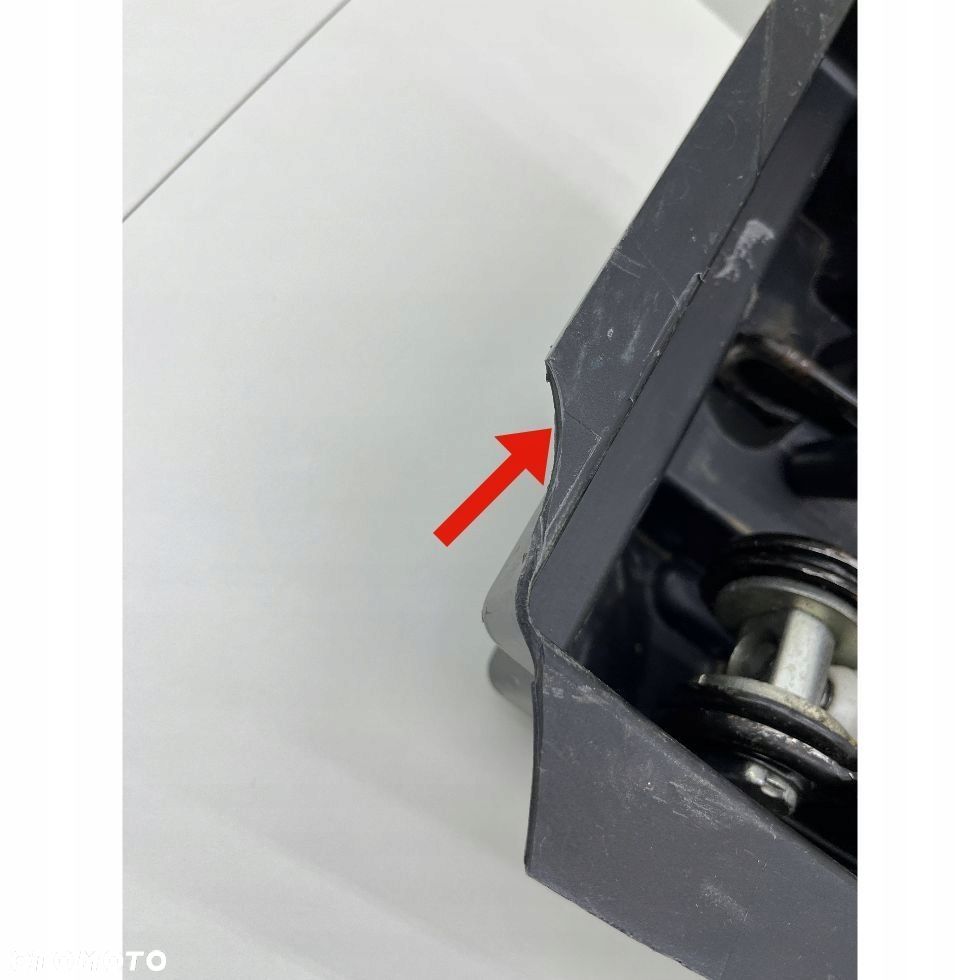 AUDI A4 B9 LEWAREK ZESTAW PODNOŚNIK SAMOCHODOWY 8W0011031 - 7