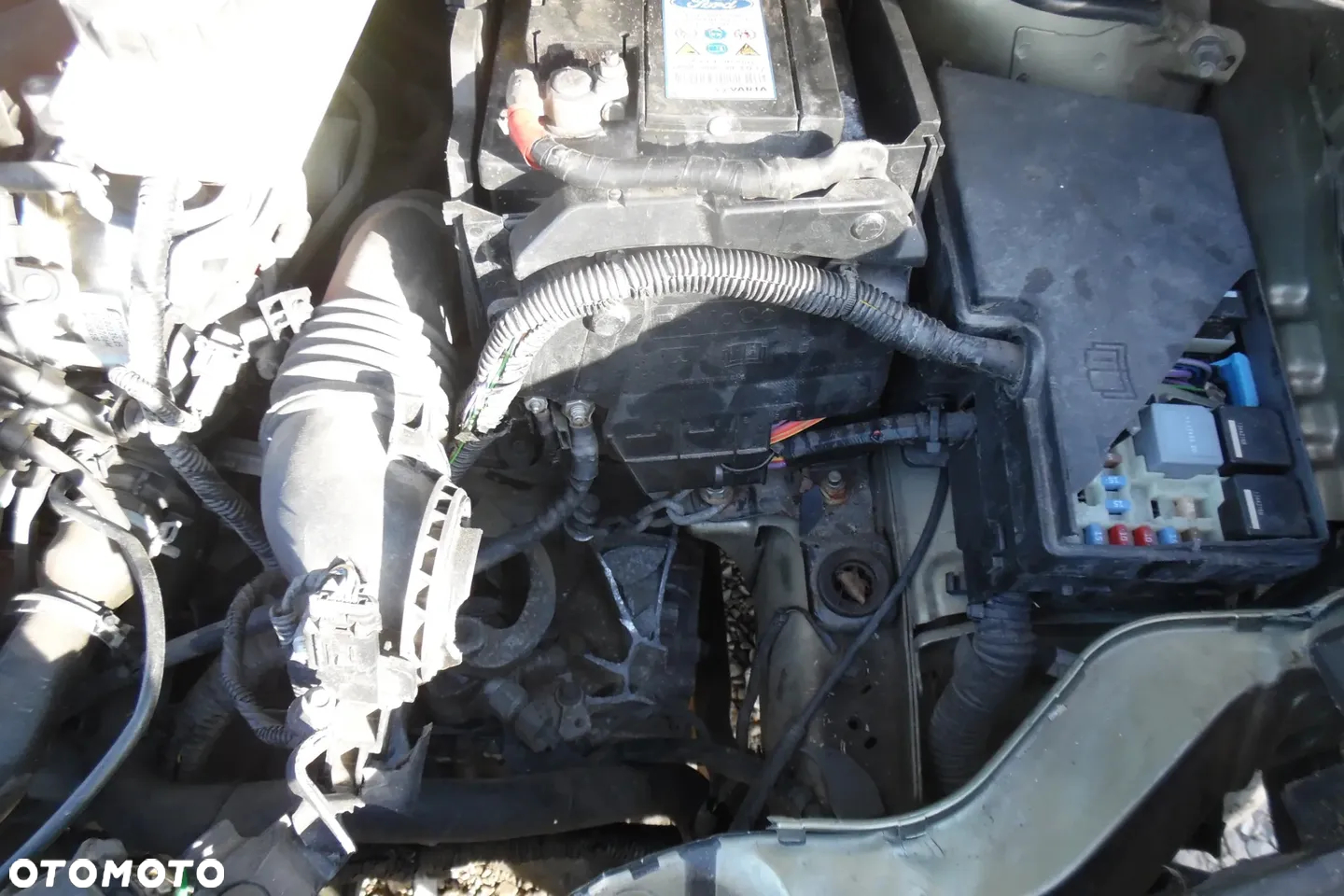 Ford Kuga 2.0 TDCi 2x4 Trend - 24