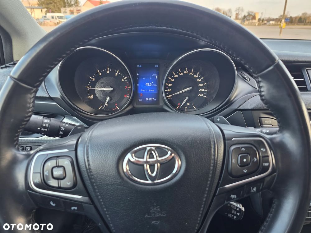 Toyota Avensis Touring Sports 1.8 Multidrive S Comfort - 34