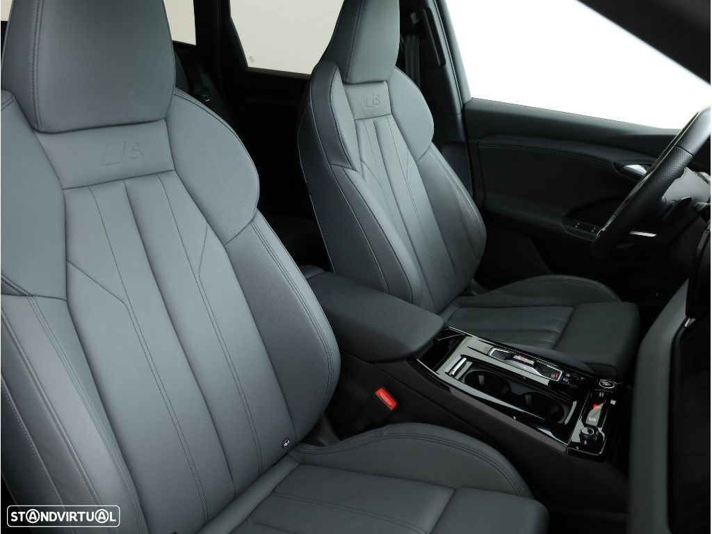 Audi Q6 e-tron 55 quattro 100 kWh - 15