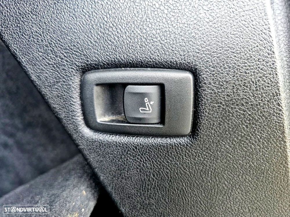 BMW 540 d xDrive Pack M Auto - 35