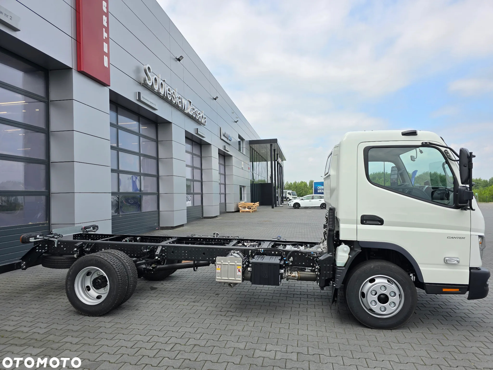 FUSO Canter 9C18 - 3