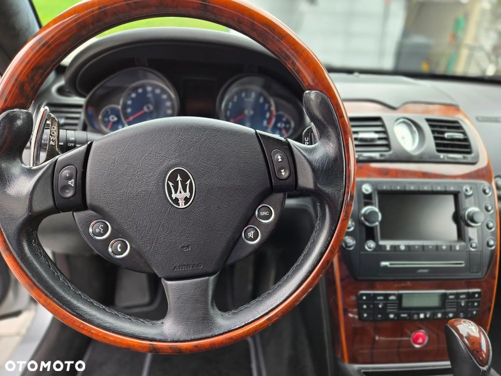 Maserati Quattroporte S - 24