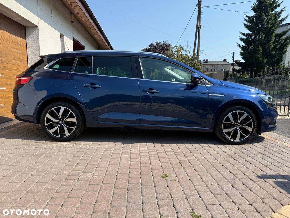 Renault Megane ENERGY TCe 160 EDC BOSE EDITION - 11