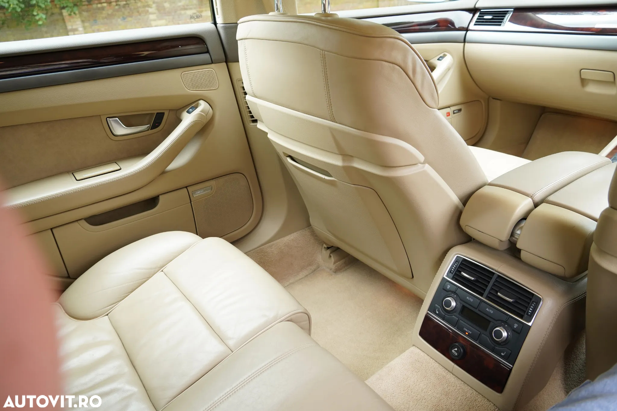 Audi A8 4.2 quattro Aut - 23