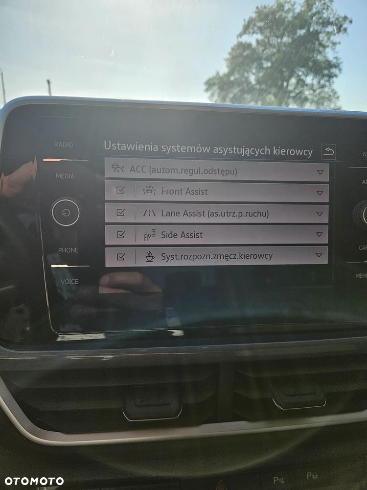 Volkswagen T-Roc 1.5 TSI Style DSG - 4