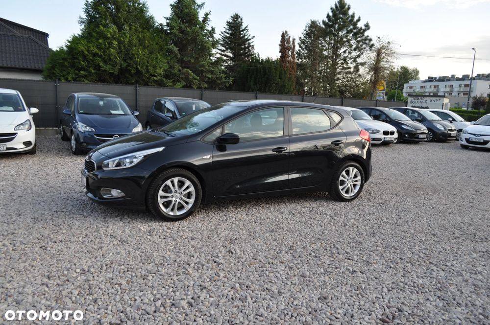 Kia Ceed 1.4 CVVT Attract - 10
