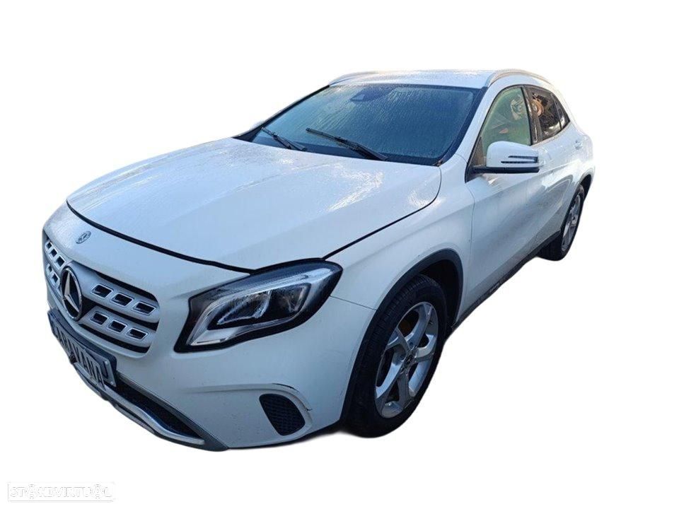 PARA-CHOQUES TRASEIRO MERCEDES-BENZ CLASE GLA BM 156 - 1