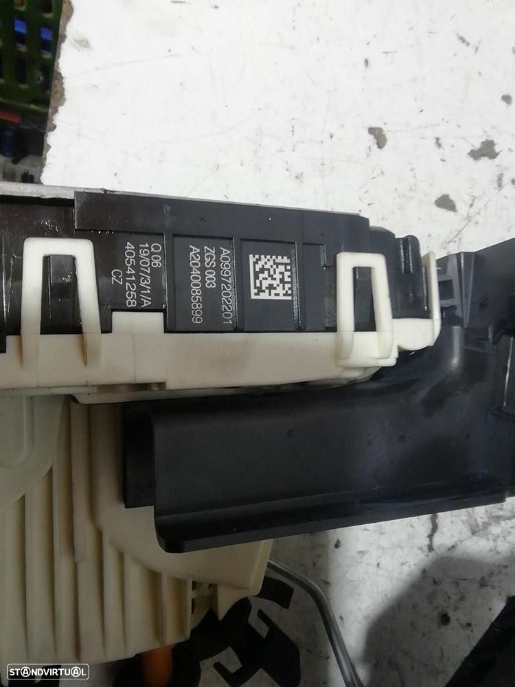 FECHADURA PORTA FRONTAL DIREITA MERCEDES-BENZ CLA SHOOTING BRAKE 2019 - 2