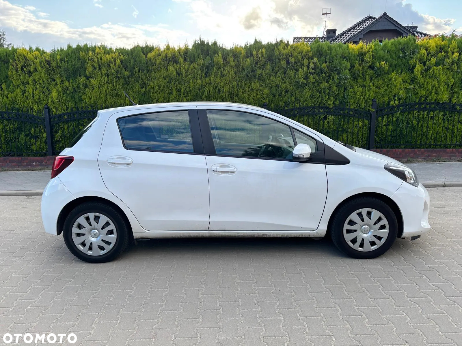 Toyota Yaris 1.0 Active - 8