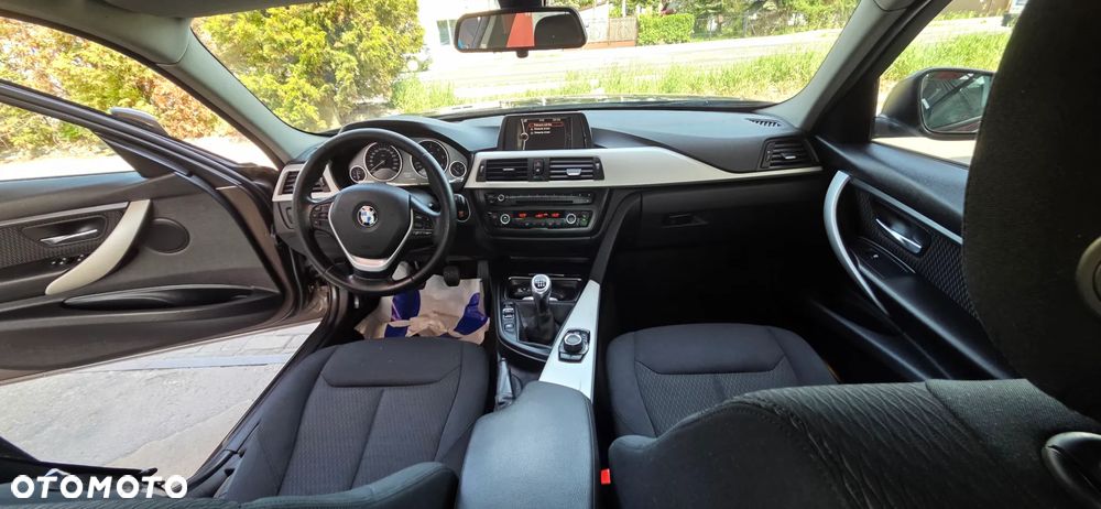 BMW Seria 3 316d EU6 - 37
