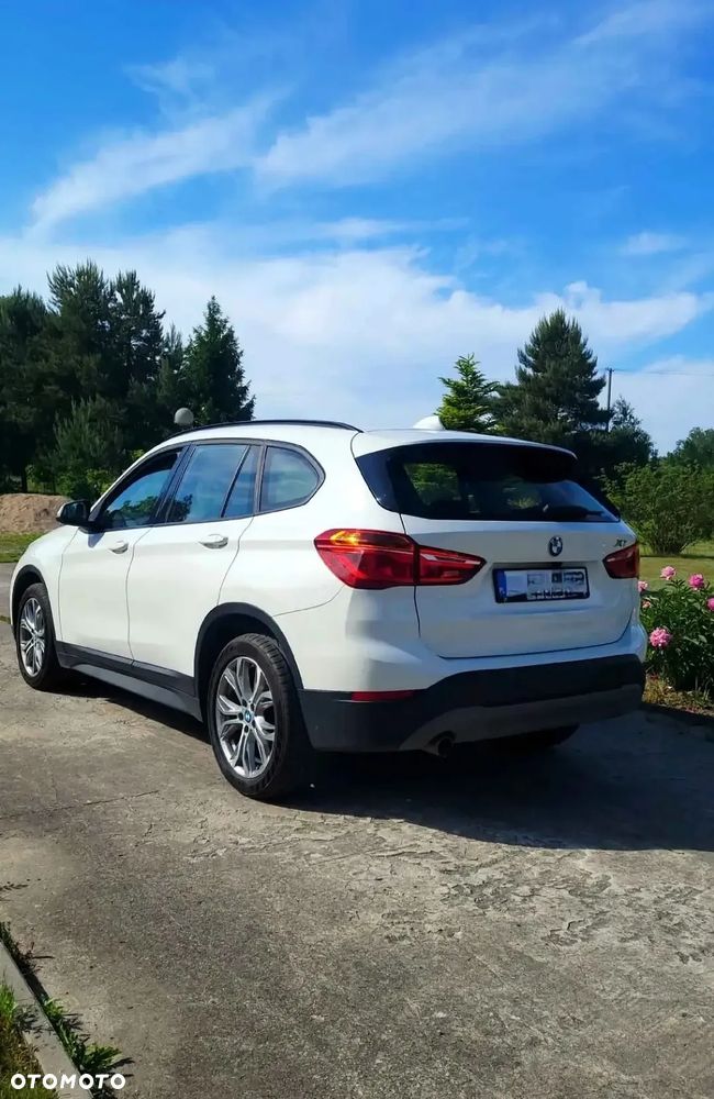BMW X1 sDrive18i Advantage - 3