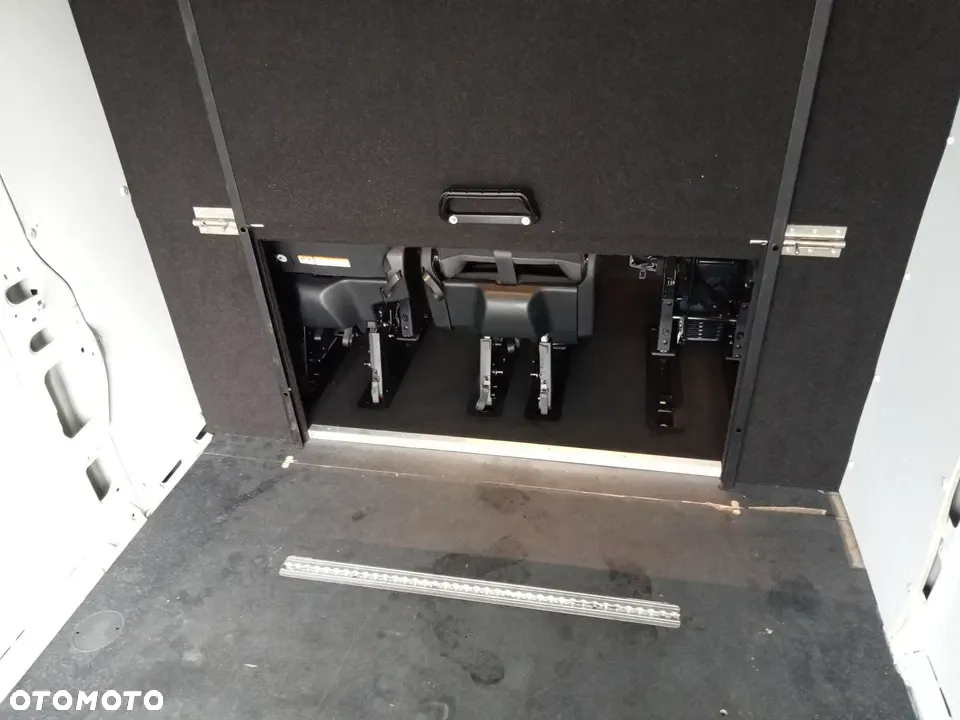 Volkswagen CRAFTER ZABUDOWA BRYGADOWA 6 7 9 OSÓB - 28