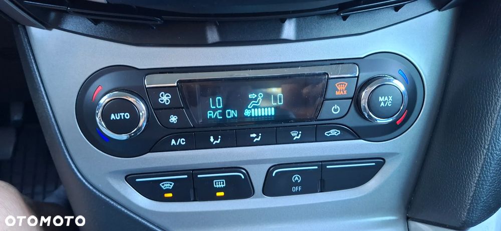 Ford Focus - 12