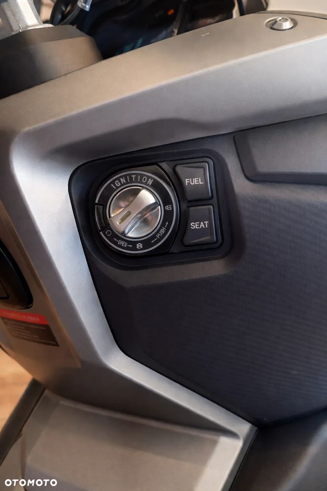 VOGE SR1 ADV - 10