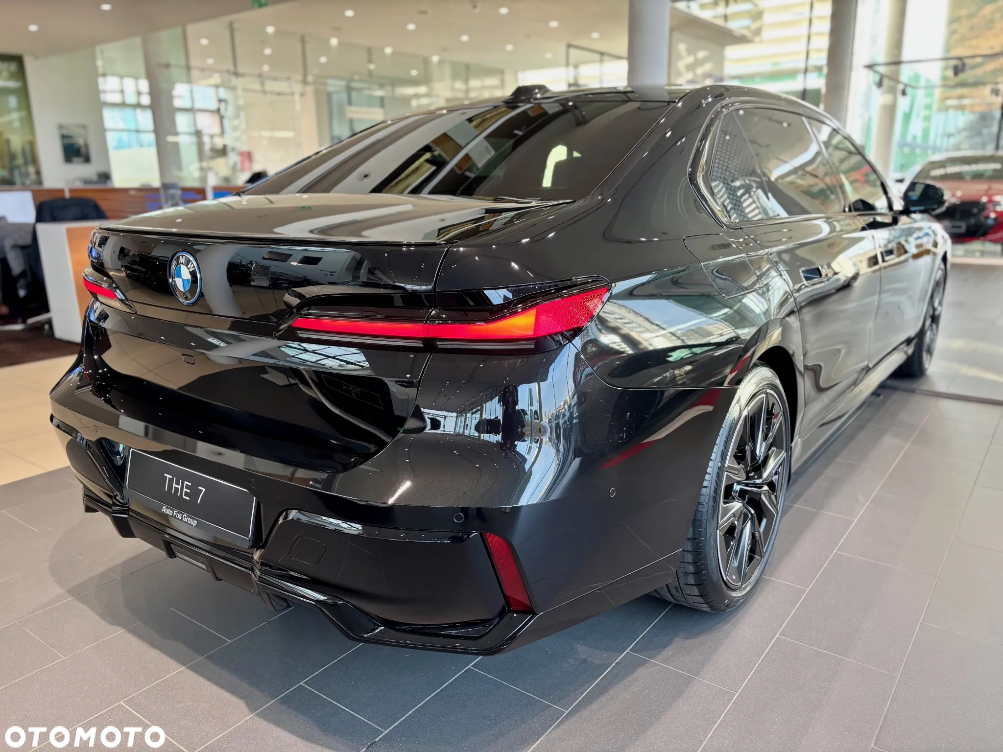 BMW i7 - 4