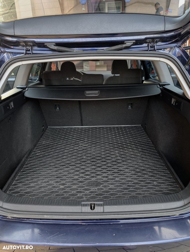 Volkswagen Golf - 15