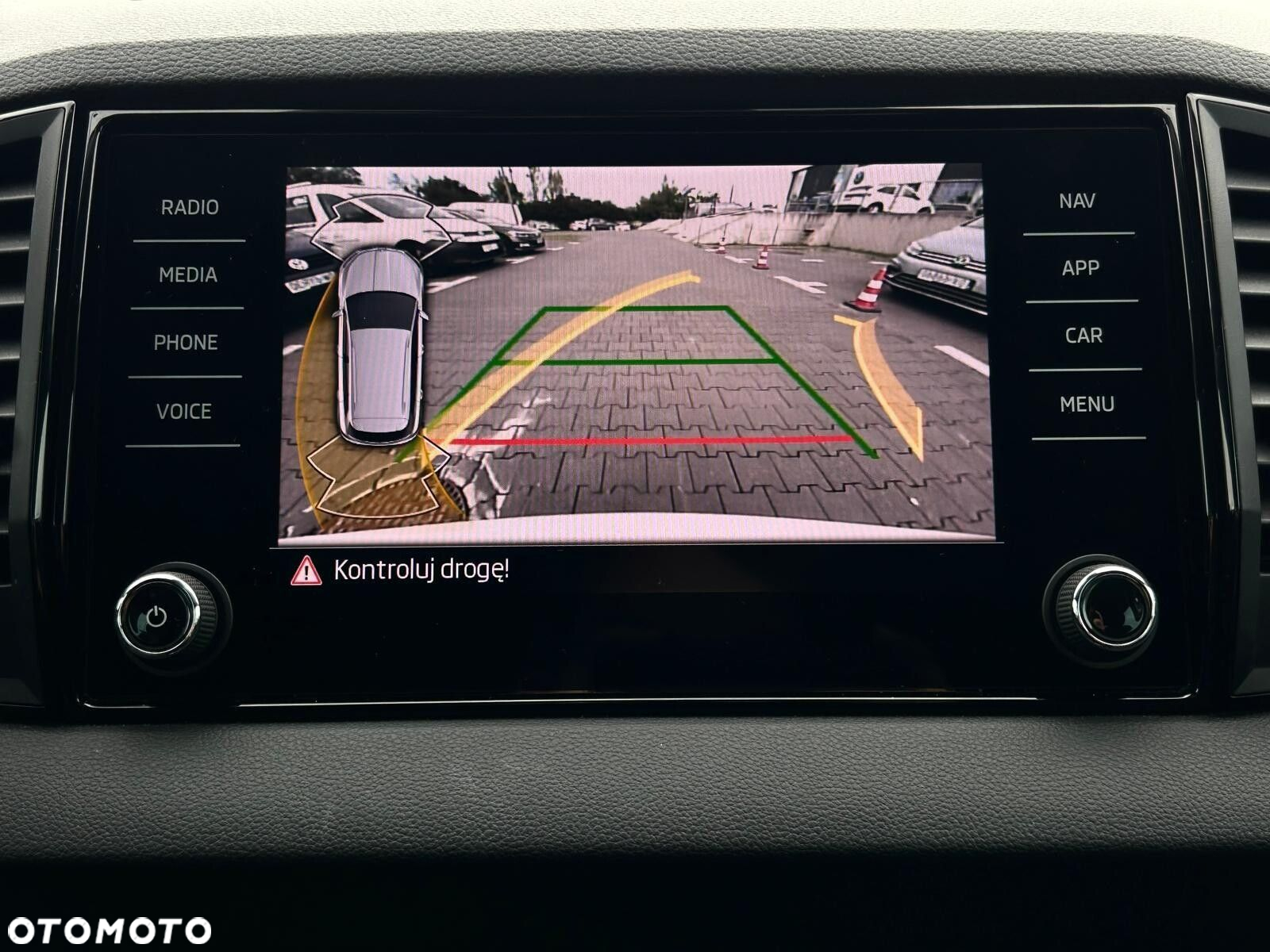 Skoda Karoq 1.5 TSI ACT Selection DSG - 29