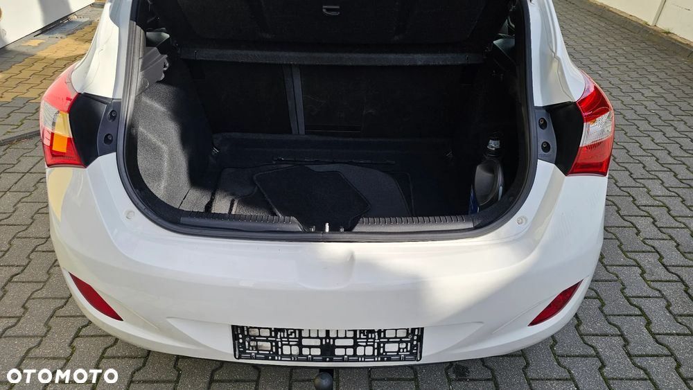 Hyundai i30 1.4 Premium - 10