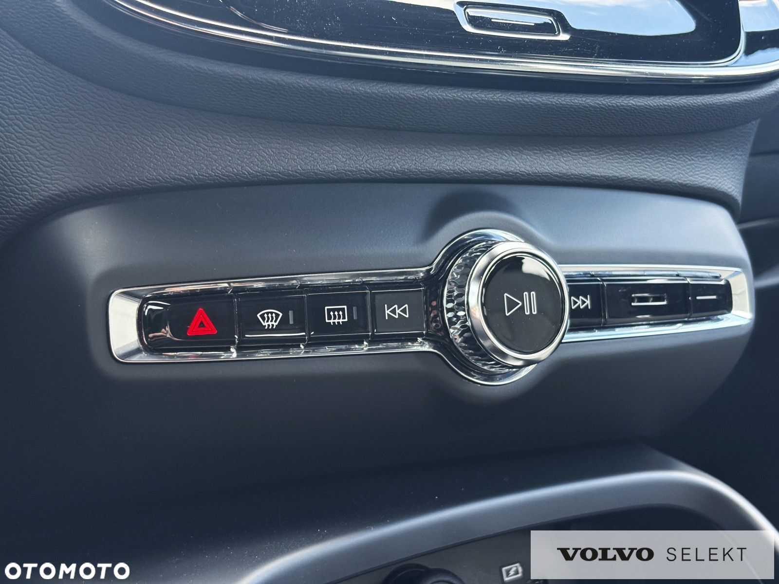 Volvo XC 40 - 18