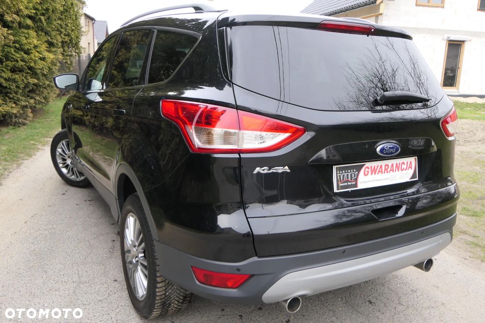 Ford Kuga 2.0 TDCi 2x4 Titanium - 10
