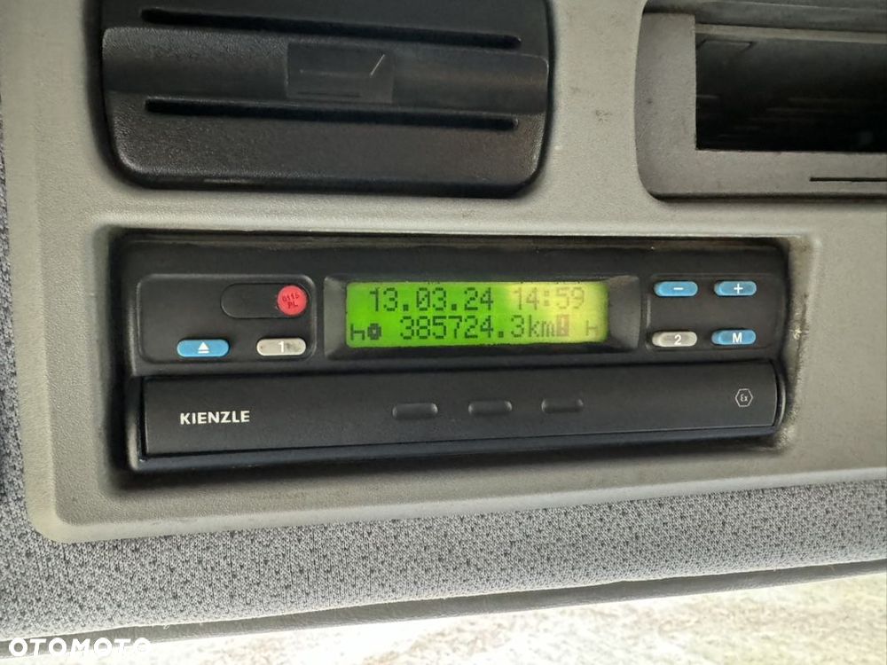 Mercedes-Benz PUTZMEISTER 24 METRY RURA 125mm - 3