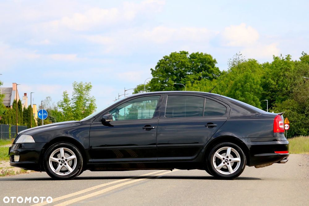Skoda Octavia 2.0 TDI DPF Elegance - 3