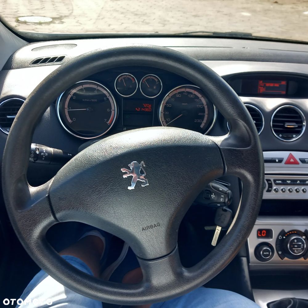 Peugeot 308 1.6 Premium Plus - 28