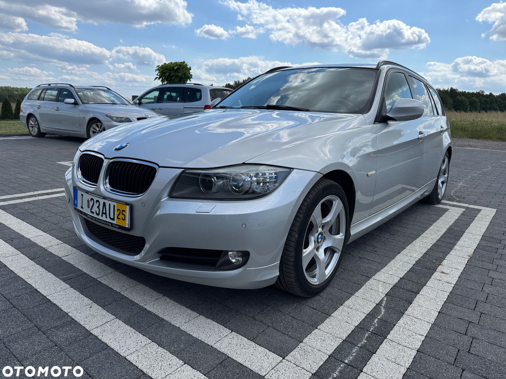 BMW Seria 3 318d DPF Touring Edition Exclusive - 1