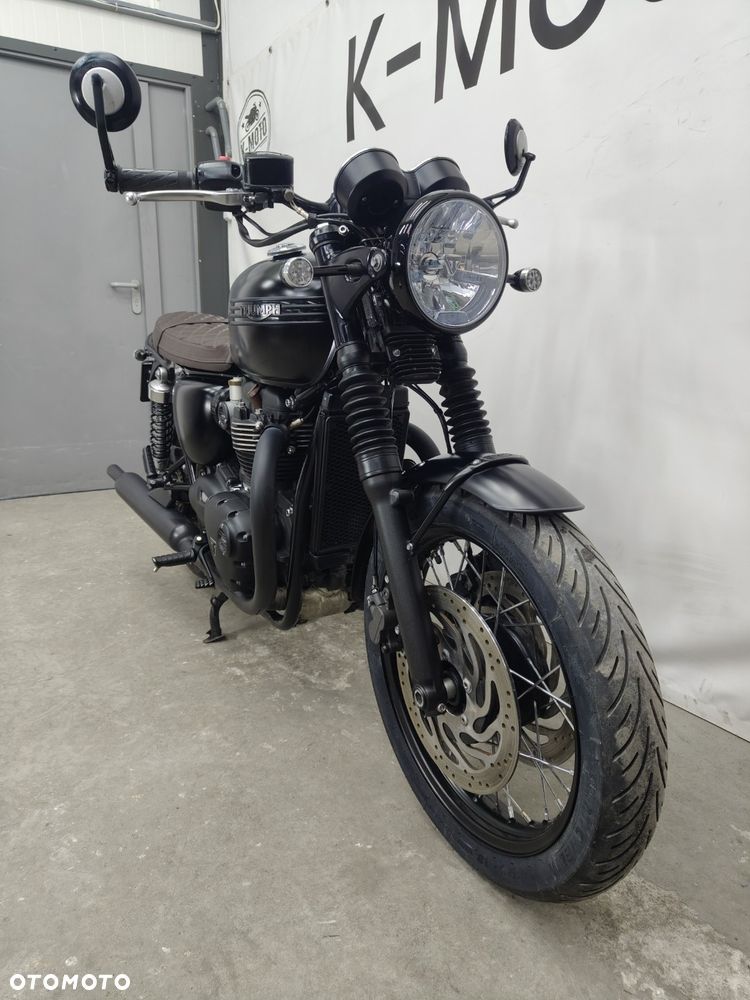 Triumph Bonneville - 3