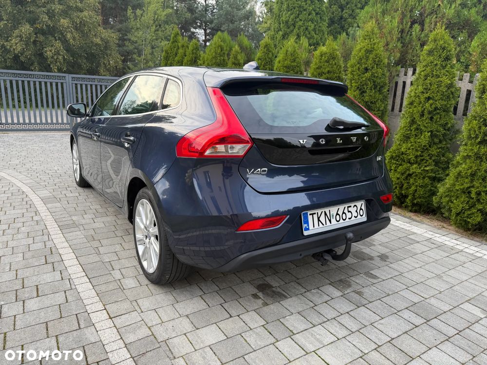 Volvo V40 D2 Momentum - 9