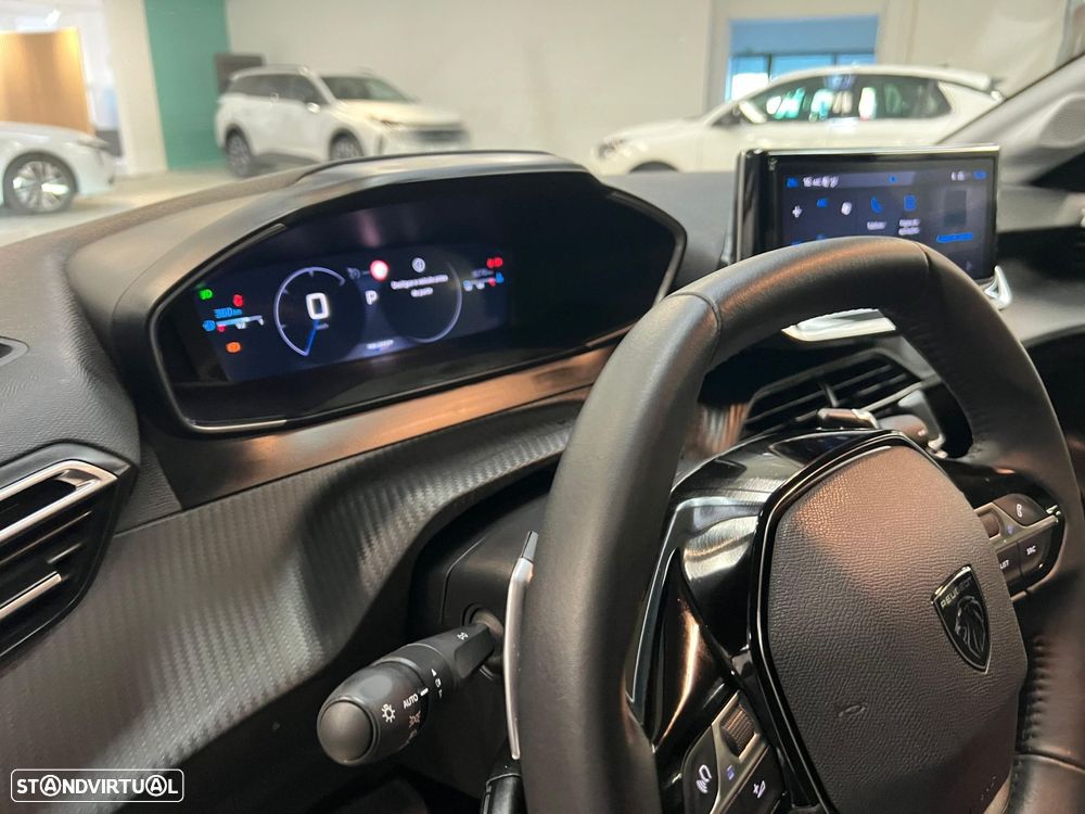 Peugeot 208 1.2 Hybrid Allure e-DCS6 - 16