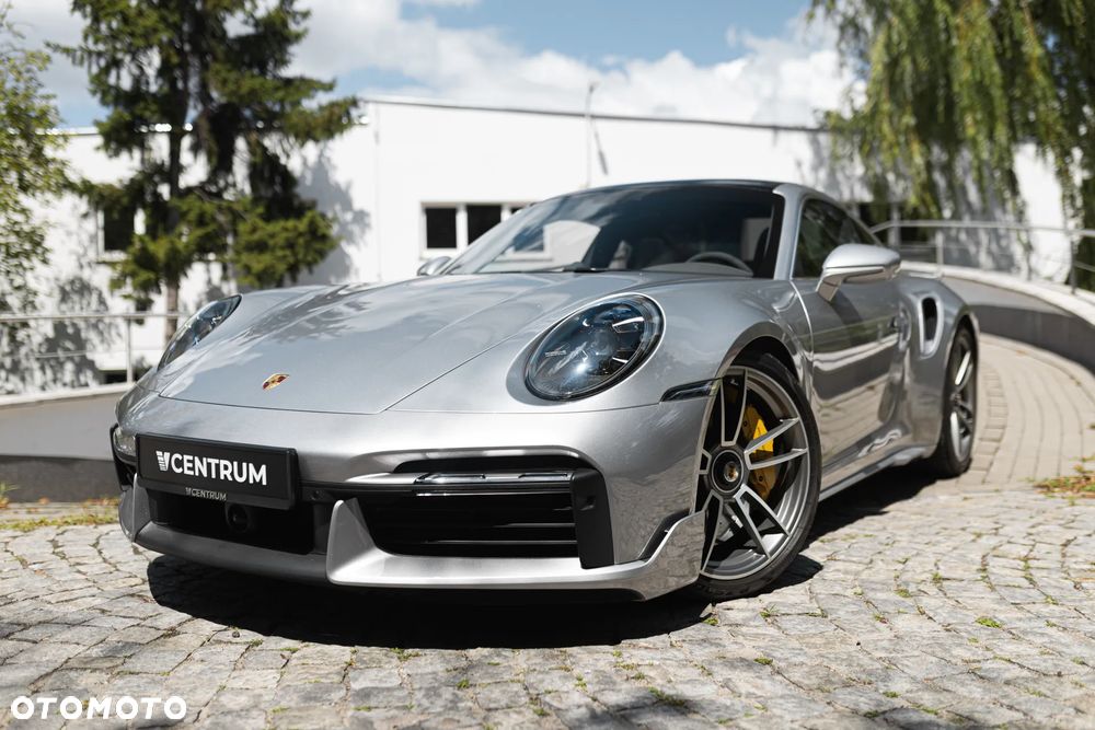 Porsche 911 Turbo S - 1