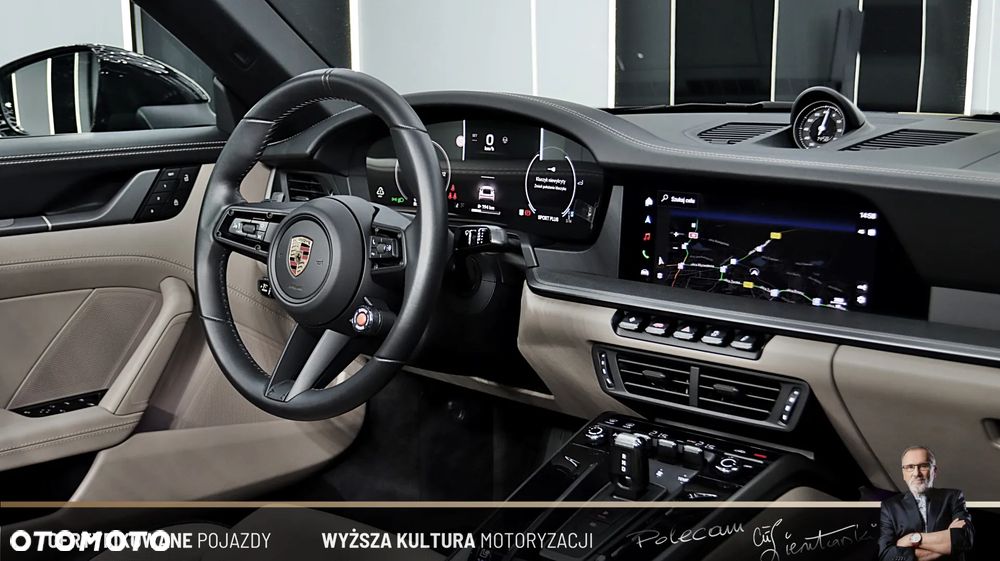 Porsche 911 Carrera Cabrio - 21