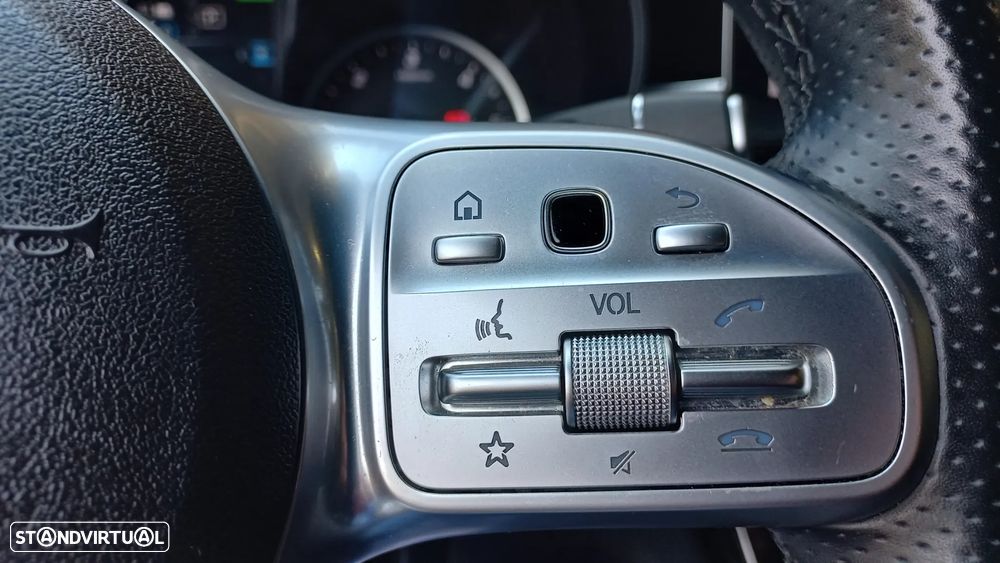 Mercedes-Benz C 300 de AMG Line — fotografia 15