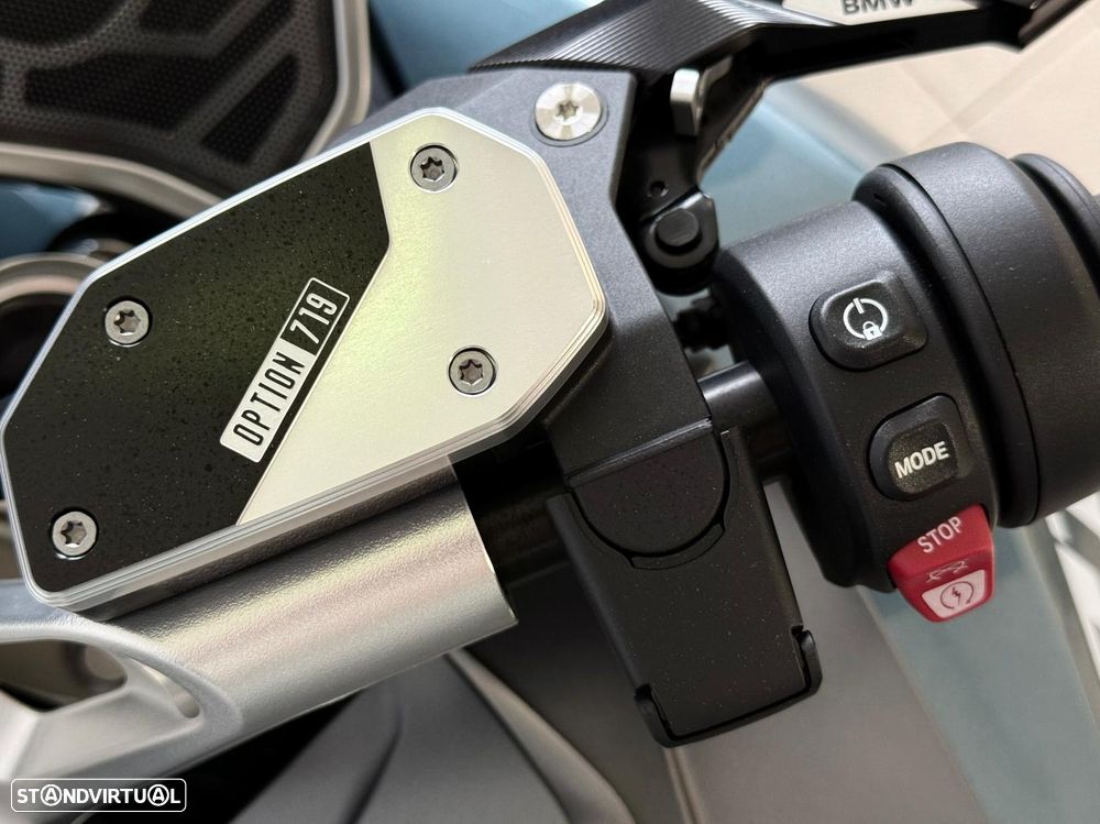 BMW R 1300 RT Option 719 - 9