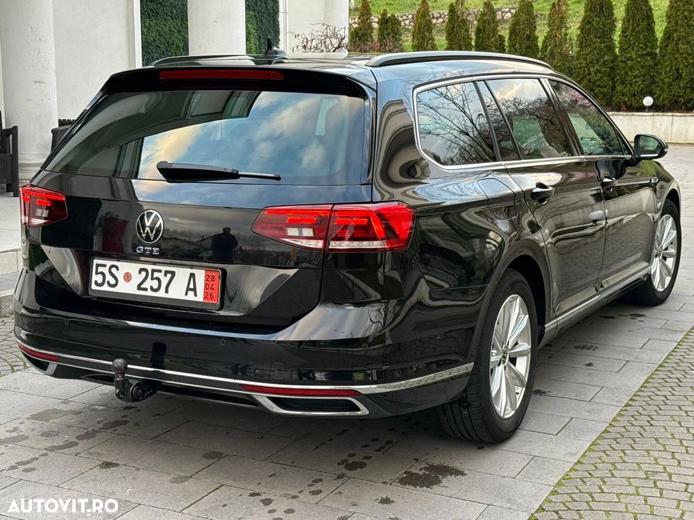 Volkswagen Passat - 8