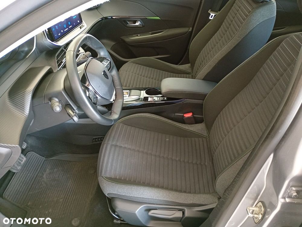 Peugeot 208 50kWh Active - 27