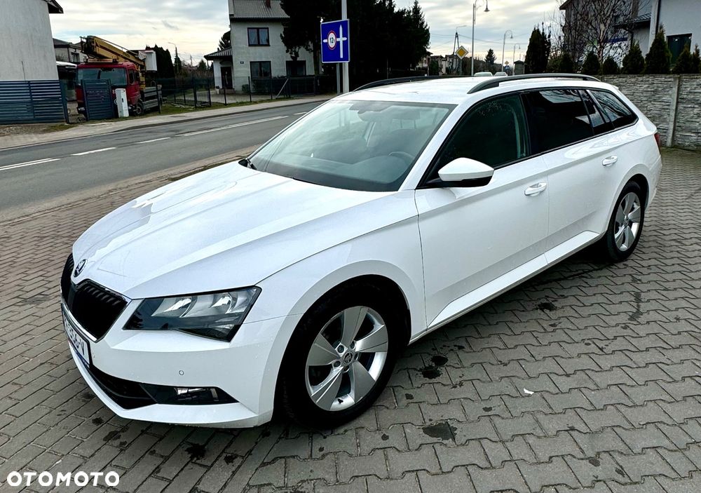 Skoda Superb 1.6 TDI Ambition DSG - 10