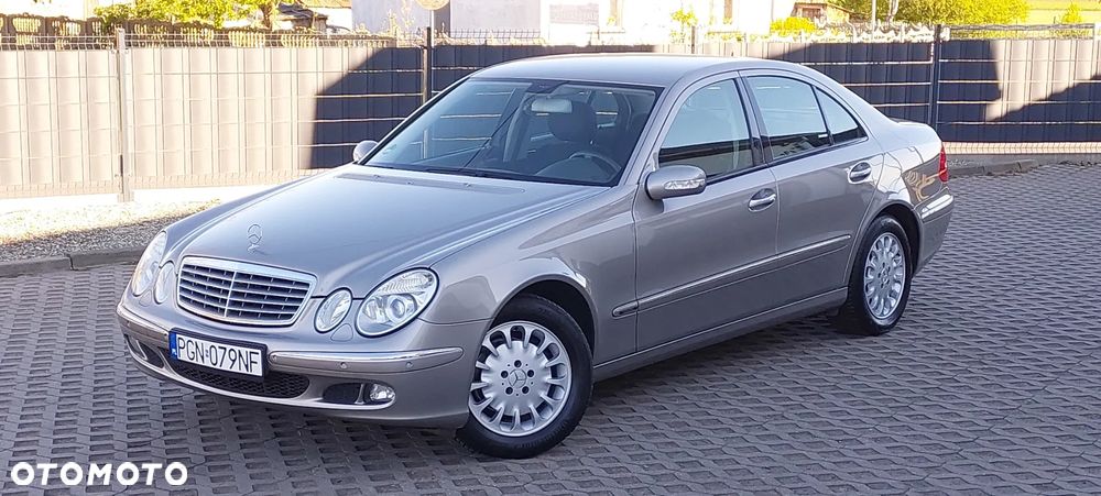 Mercedes-Benz Klasa E - 18