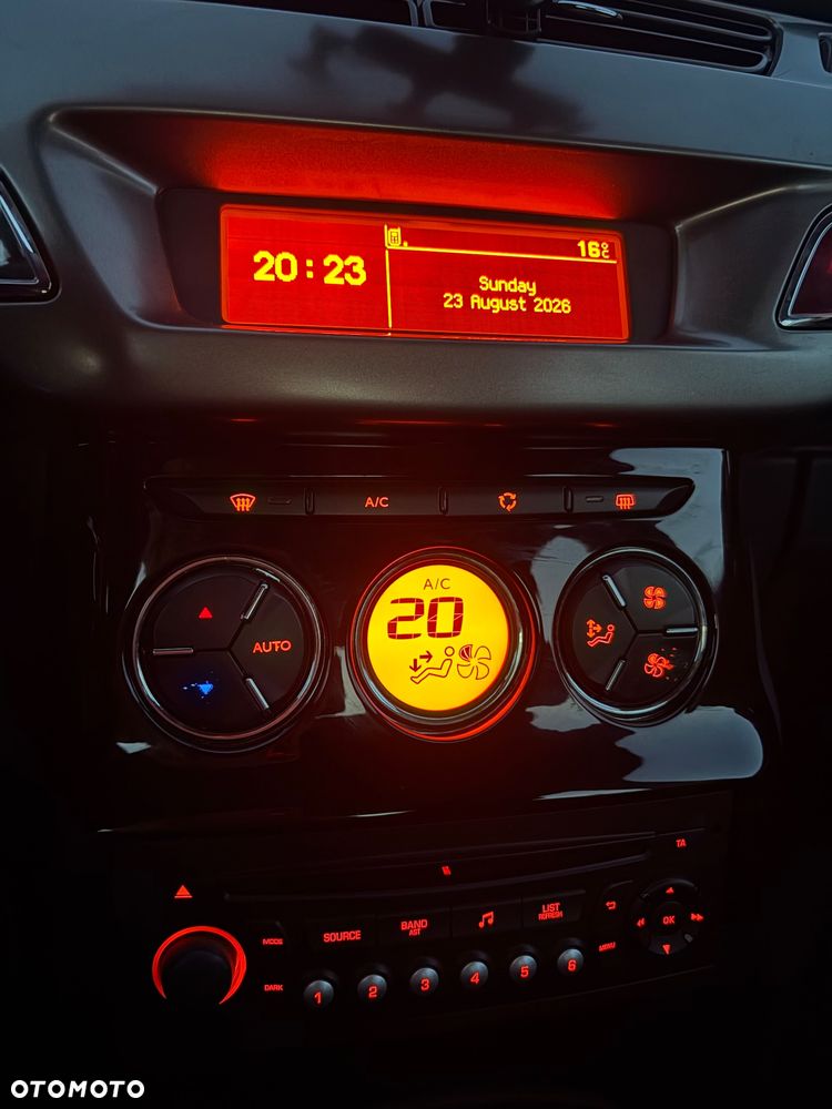 Citroën C3 1.2 PureTech Selection - 23