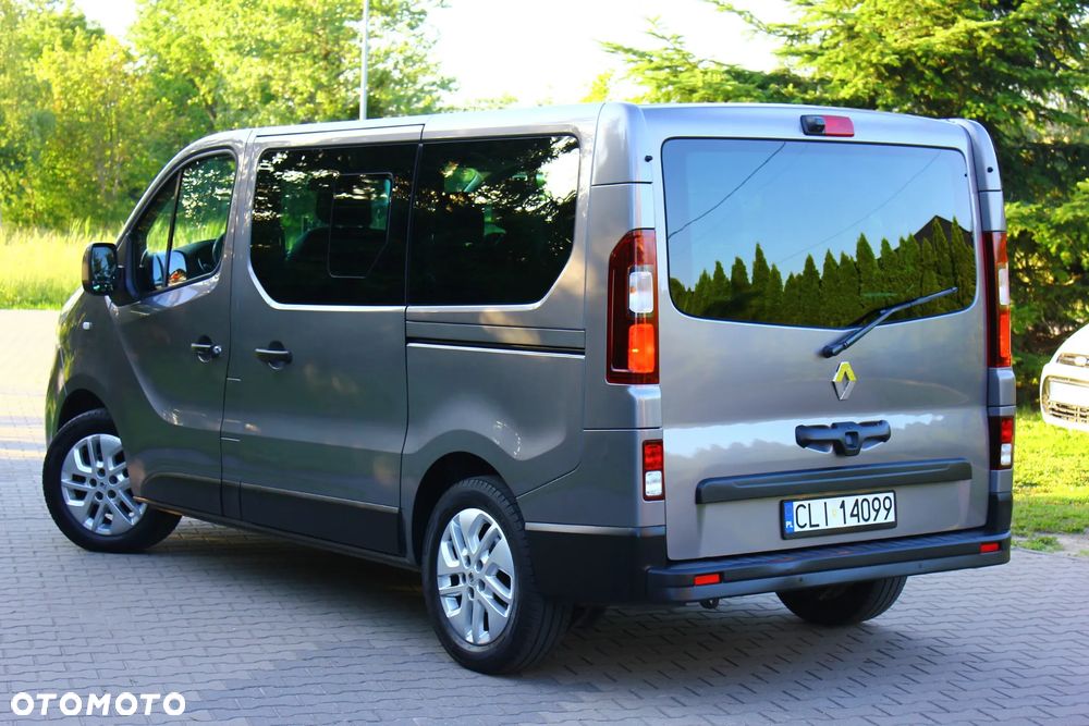 Renault Trafic 2.0 dCi - 5