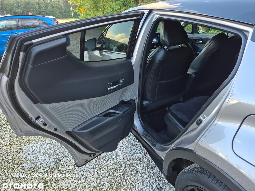 Toyota C-HR Style Selection - 21
